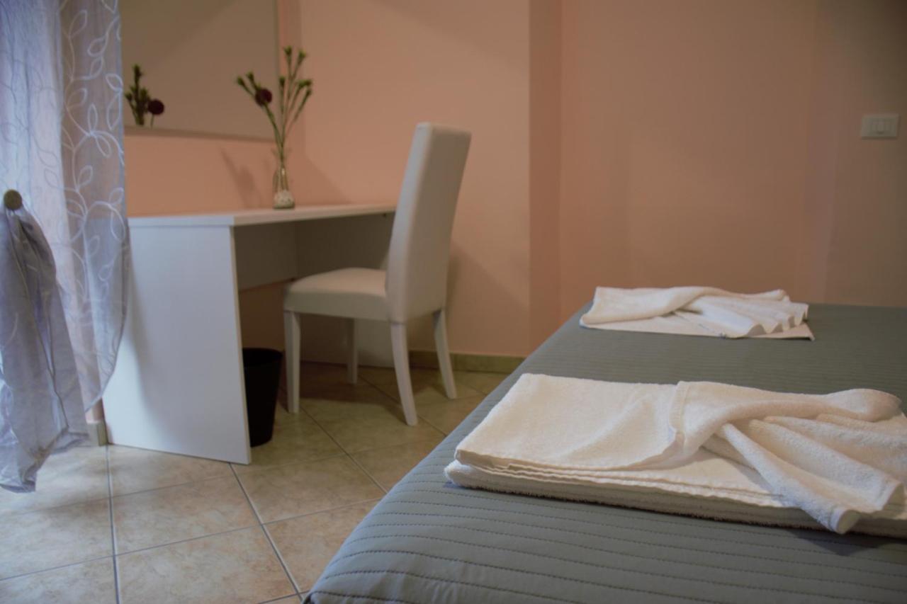 B&B La Vecchia Osteria Montereale Extérieur photo